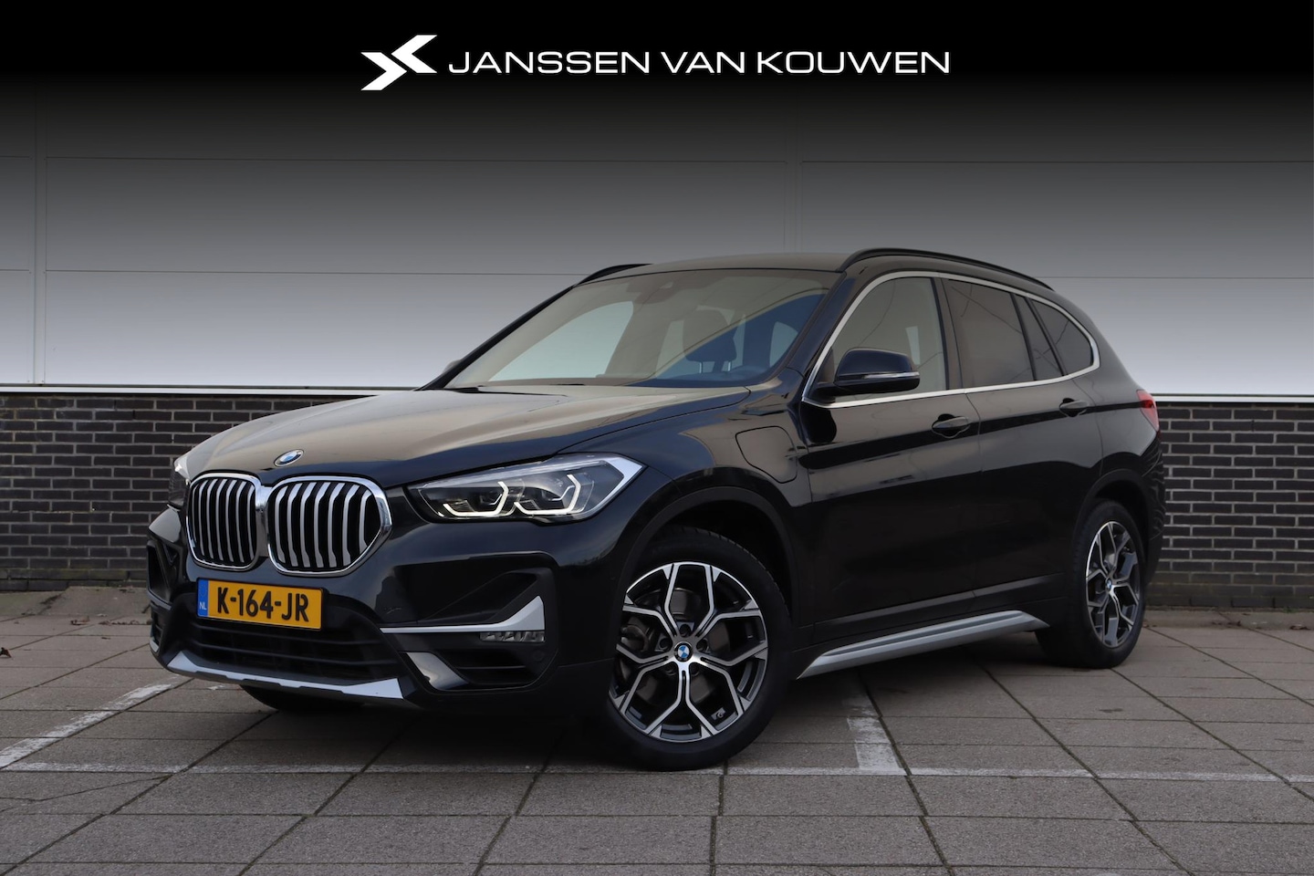 BMW X1 - xDrive25e High Executive Edition Sportline Stoelverwarming Lederen Sportstoelen Trekhaak L - AutoWereld.nl