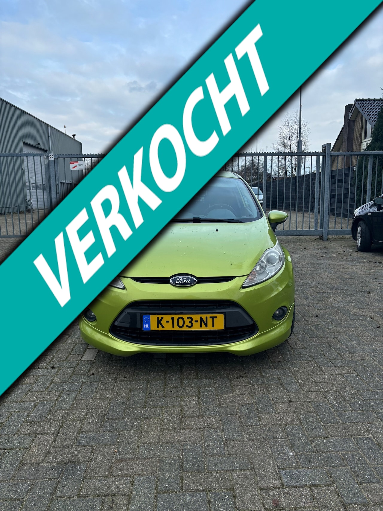 Ford Fiesta - 1.4 Ghia VOLLEDIG ONDERHOUDEN - AutoWereld.nl