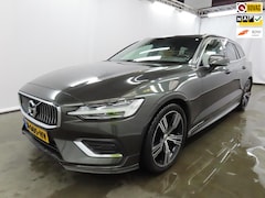 Volvo V60 - 2.0 T4 Inscription+Volleder+Navigatie+camera+19"lmv+body-Kitt+Parkeer-assist+stoel&bank-ve