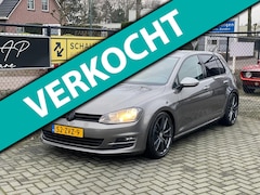 Volkswagen Golf - 1.4 TSI Highline|NAP|Trekhaak|18 inch|NW APK