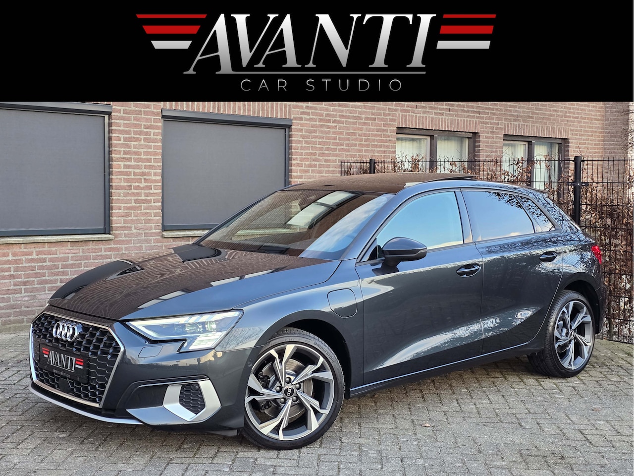 Audi A3 Sportback - 40 TFSI e Advanced edition PANO VIRTUAL HUD STOELVERWARMING KEYLESS ENTRY ADAPTIVE CRUISE - AutoWereld.nl