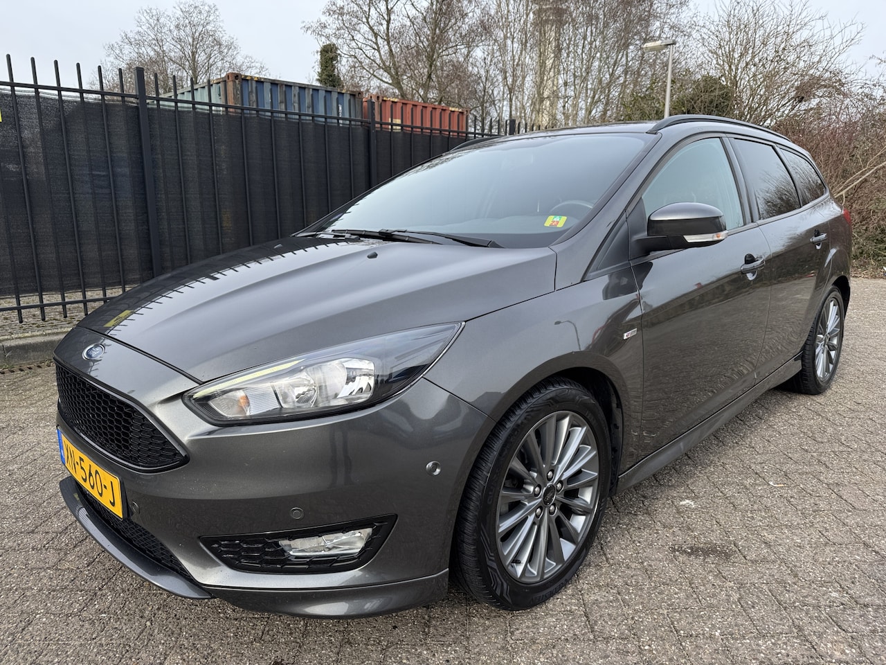 Ford Focus Wagon - 1.0 ST-Line 141 PK Stoelverw/Carplay/Navi/Cruise/LMV/PDC - AutoWereld.nl