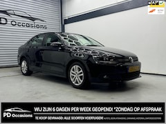 Volkswagen Jetta - 1.2 TSI Comfortline - Clima - Park. Sensoren - Navi - LM Velgen