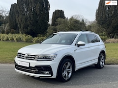 Volkswagen Tiguan - 2.0 TSI 4Motion Highline R-line HUD DSG