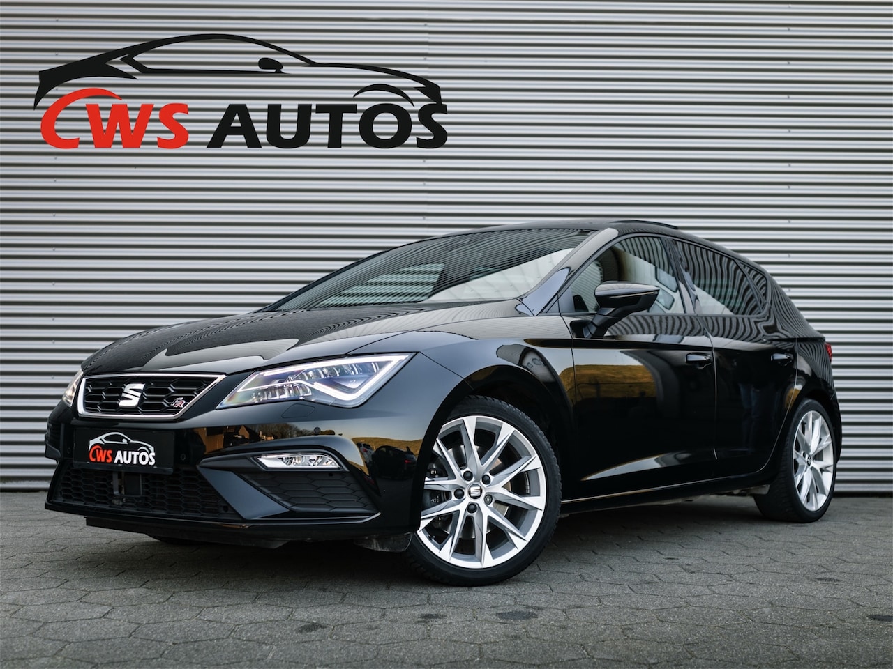 Seat Leon - 1.5 TSI FR Ultimate Edition Black Sky PANO VIRTUAL ACC DCC KEYLESS - AutoWereld.nl