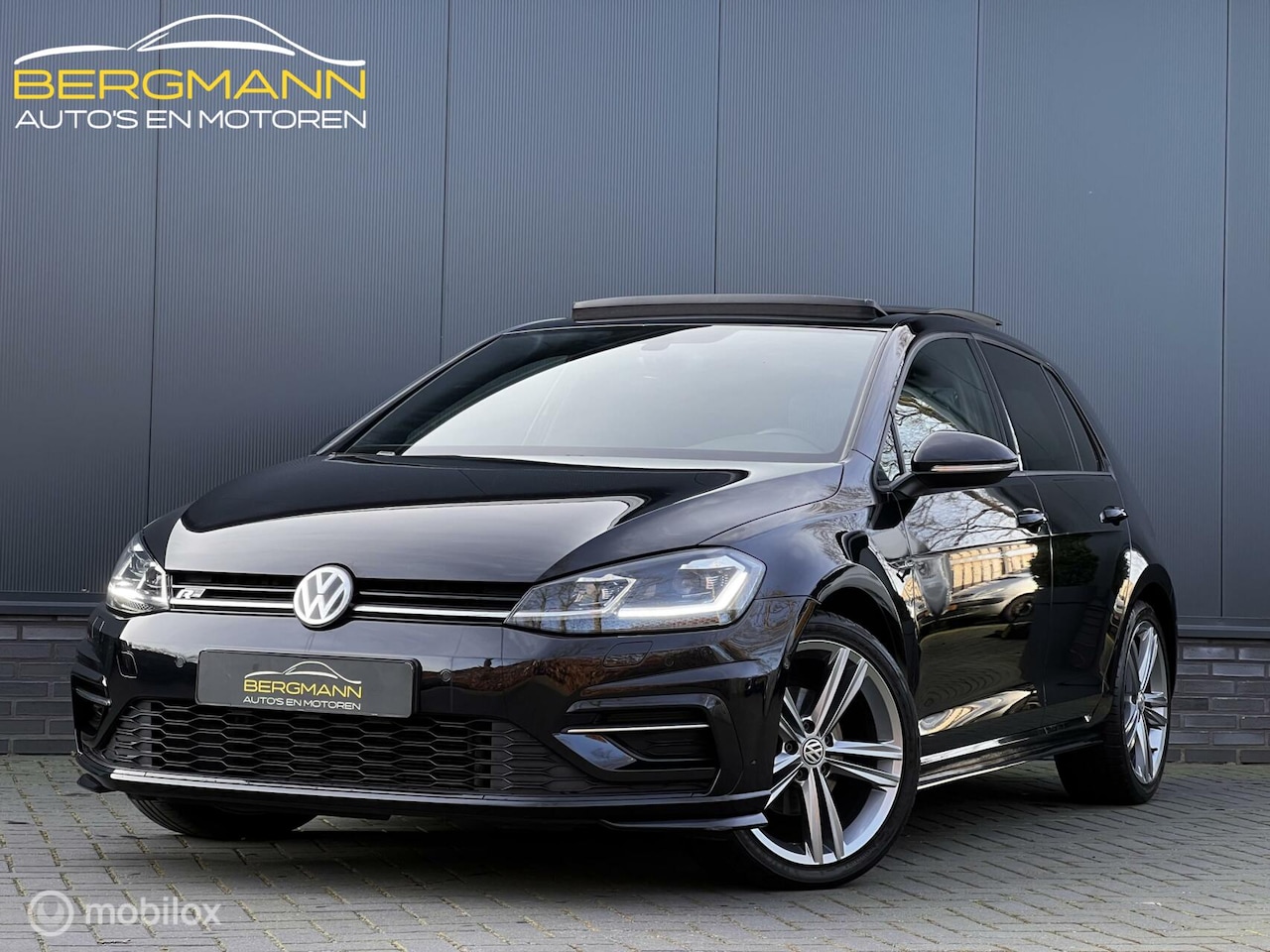 Volkswagen Golf - 1.5 TSI 3x R-LINE|Virtual|Pano|carplay|LED - AutoWereld.nl