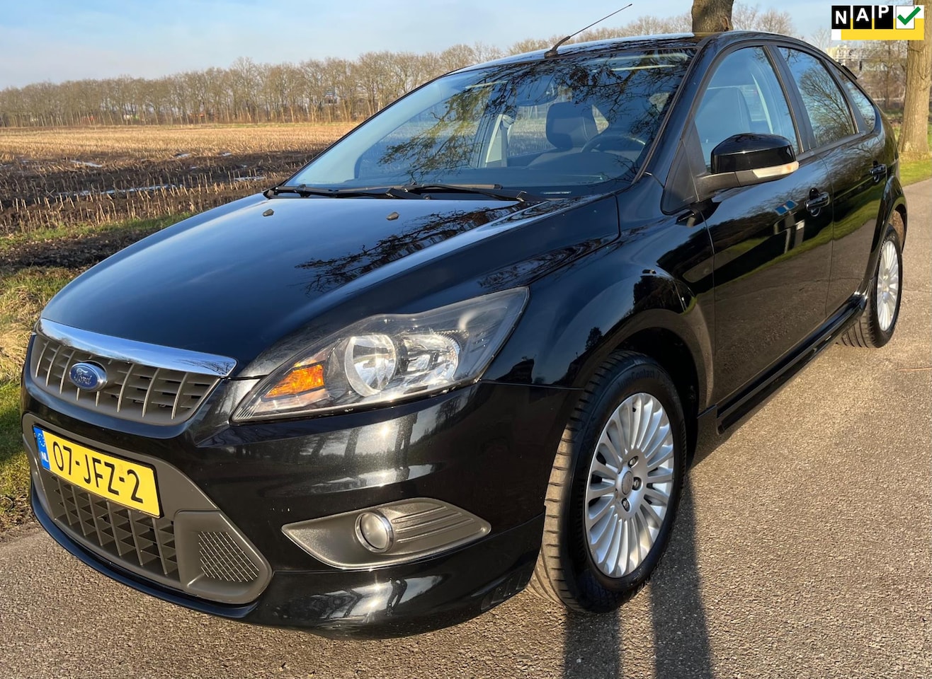 Ford Focus - 1.8 Titanium Flexi Fuel Apk/Cruise/Lm/Stuurbediening - AutoWereld.nl