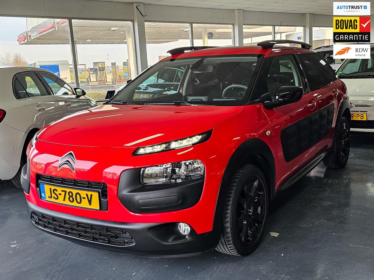 Citroën C4 Cactus - 1.2 PureTech Shine 1.2 PureTech Shine - AutoWereld.nl