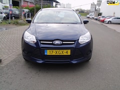 Ford Focus - 1.0 EcoBoost Trend met airco KM NAP