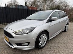 Ford Focus Wagon - 1.0 ST-Line 6 Versn Clima/Cruise/Carplay/PDC