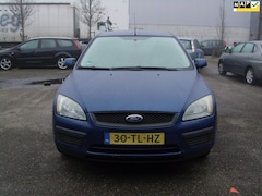 Ford Focus Wagon - 1.6-16V Trend met airco trekhaak