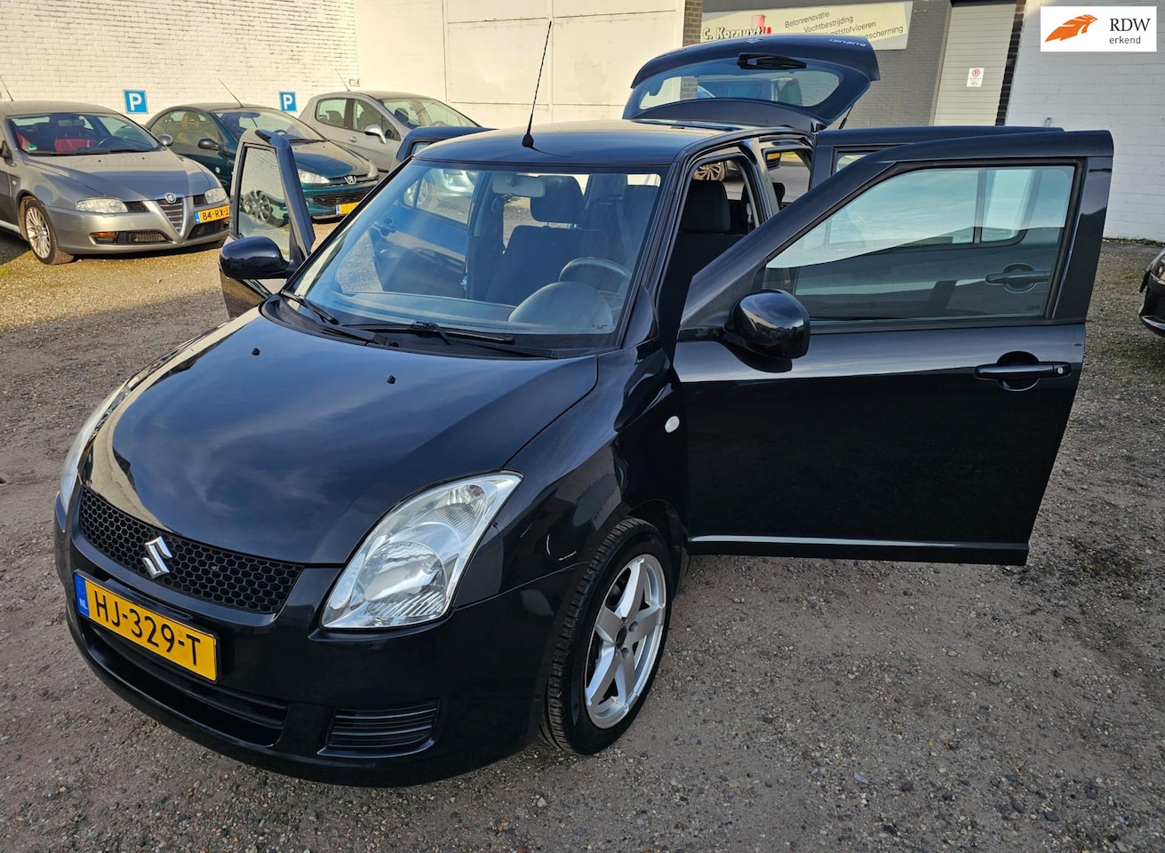 Suzuki Swift - 1.3 Comfort 5 DRS AIRCO ZEER NETJES - AutoWereld.nl