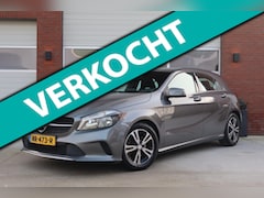 Mercedes-Benz A-klasse - 180 122pk Lease Edition - Half lederen Sportstoelen - Achteruitrijcamera - NL Auto - Trekh