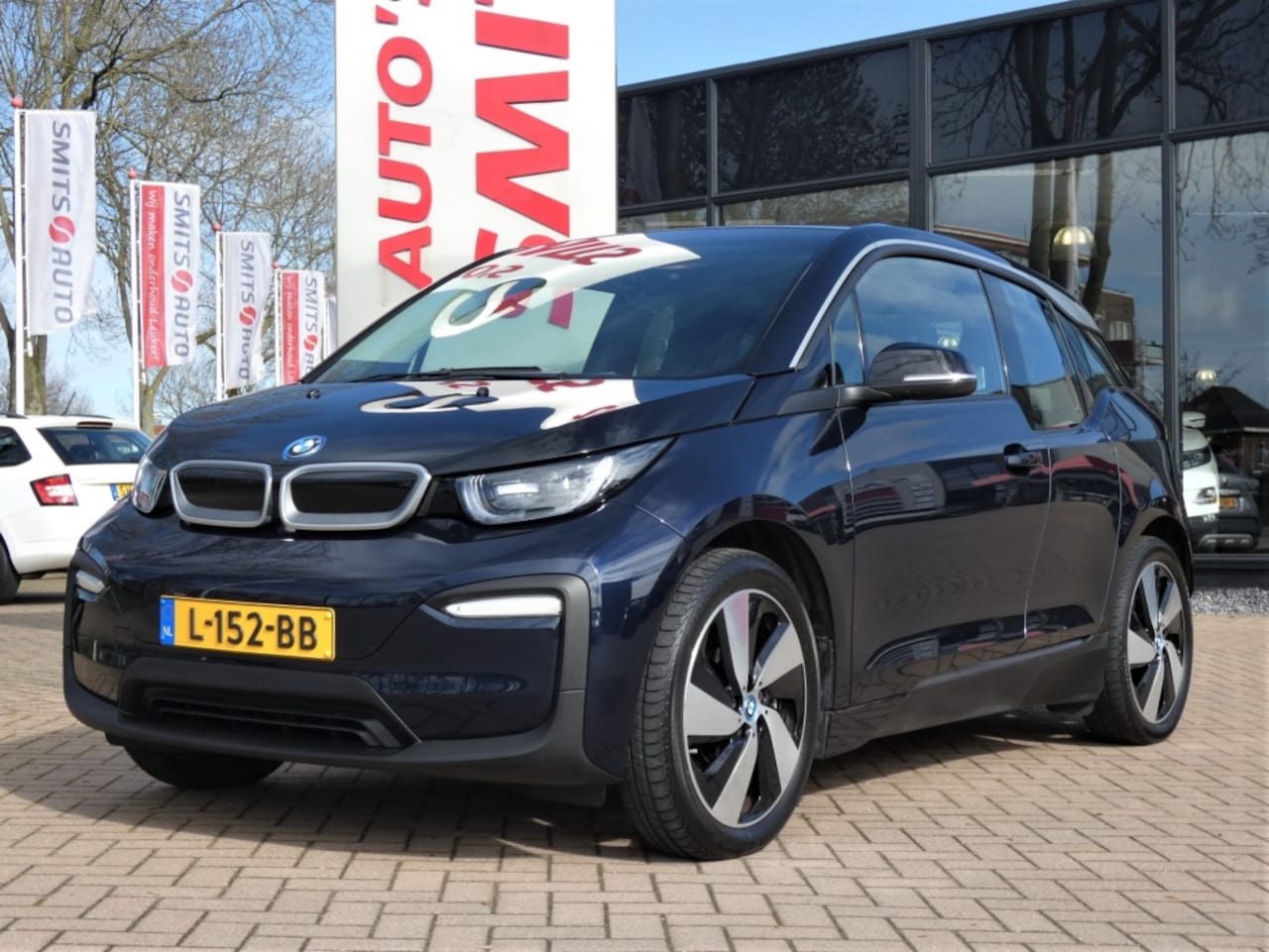 BMW i3 - 120Ah 42kWh | navi | led - AutoWereld.nl