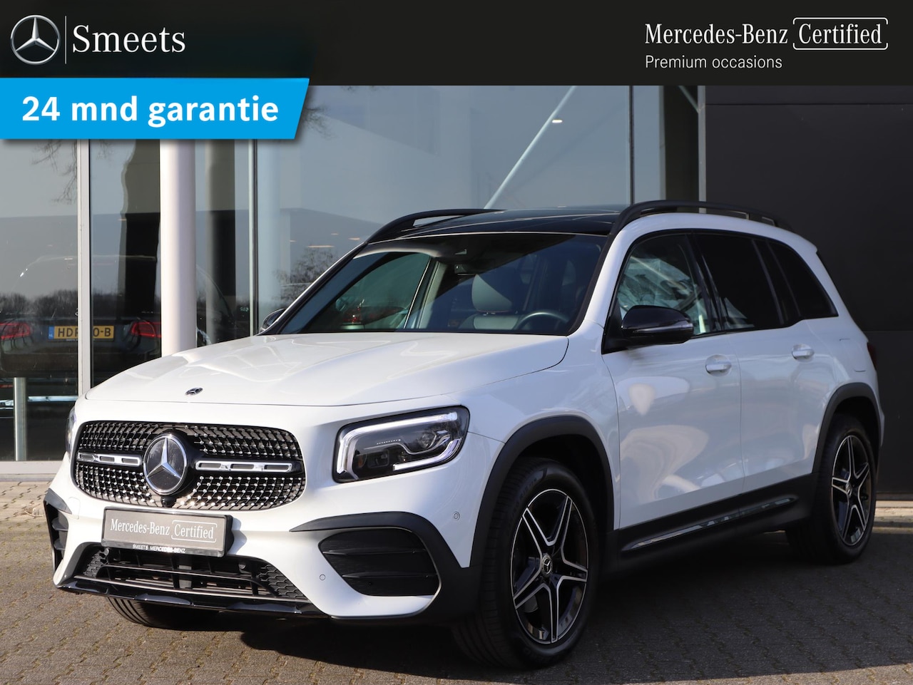 Mercedes-Benz GLB - 200 AMG Line | Panoramadak | Navigatie | Camera | LED | Automaat - AutoWereld.nl