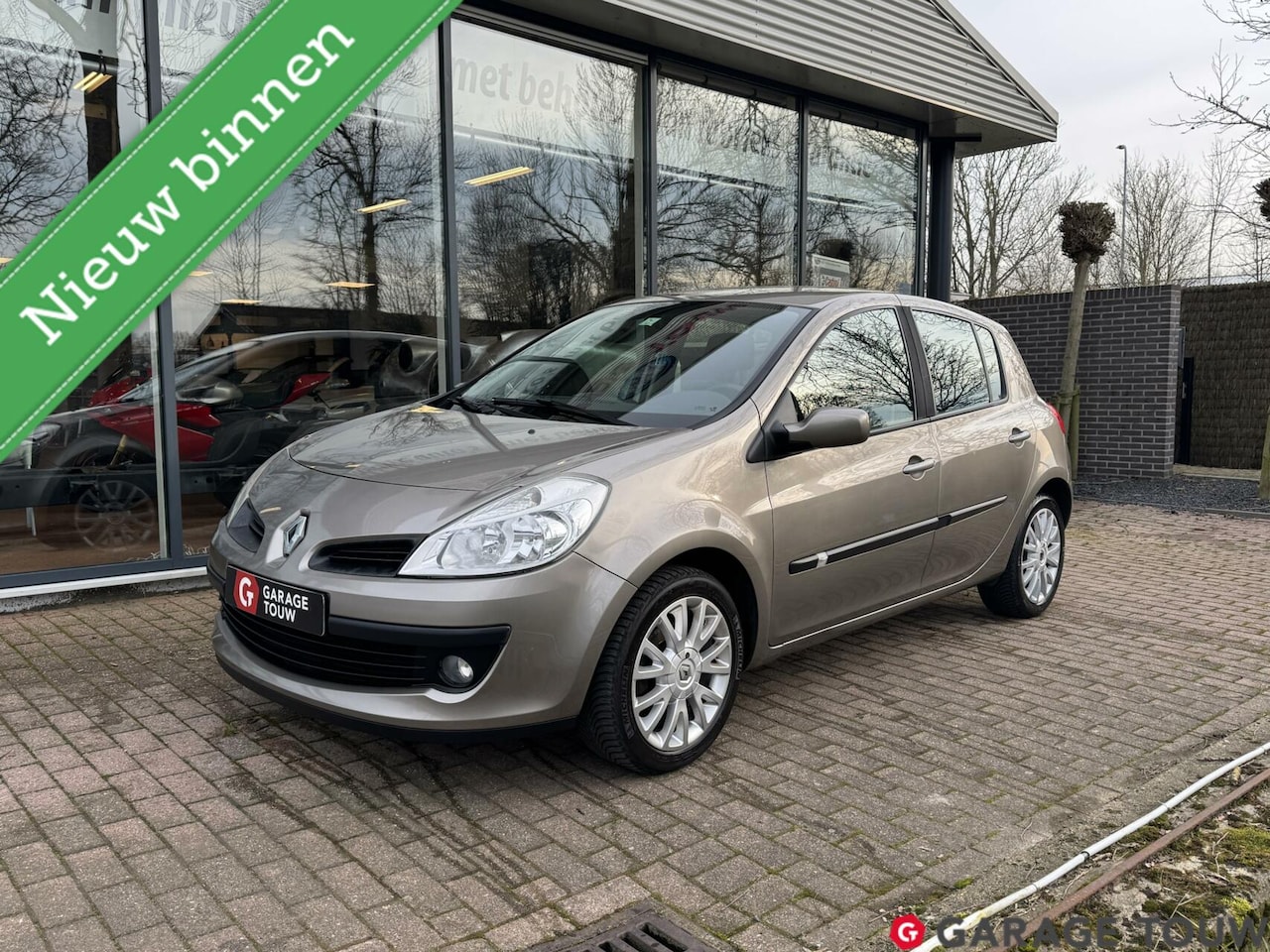 Renault Clio - 1.2 TCE Collection Airco 5-deurs - AutoWereld.nl