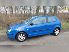 Volkswagen Polo - 1.4-16V