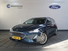 Ford Focus Wagon - 1.5 EcoBoost Vignale | achteruitrijcamera | dodehoek detectie | multimedia-voorbereiding