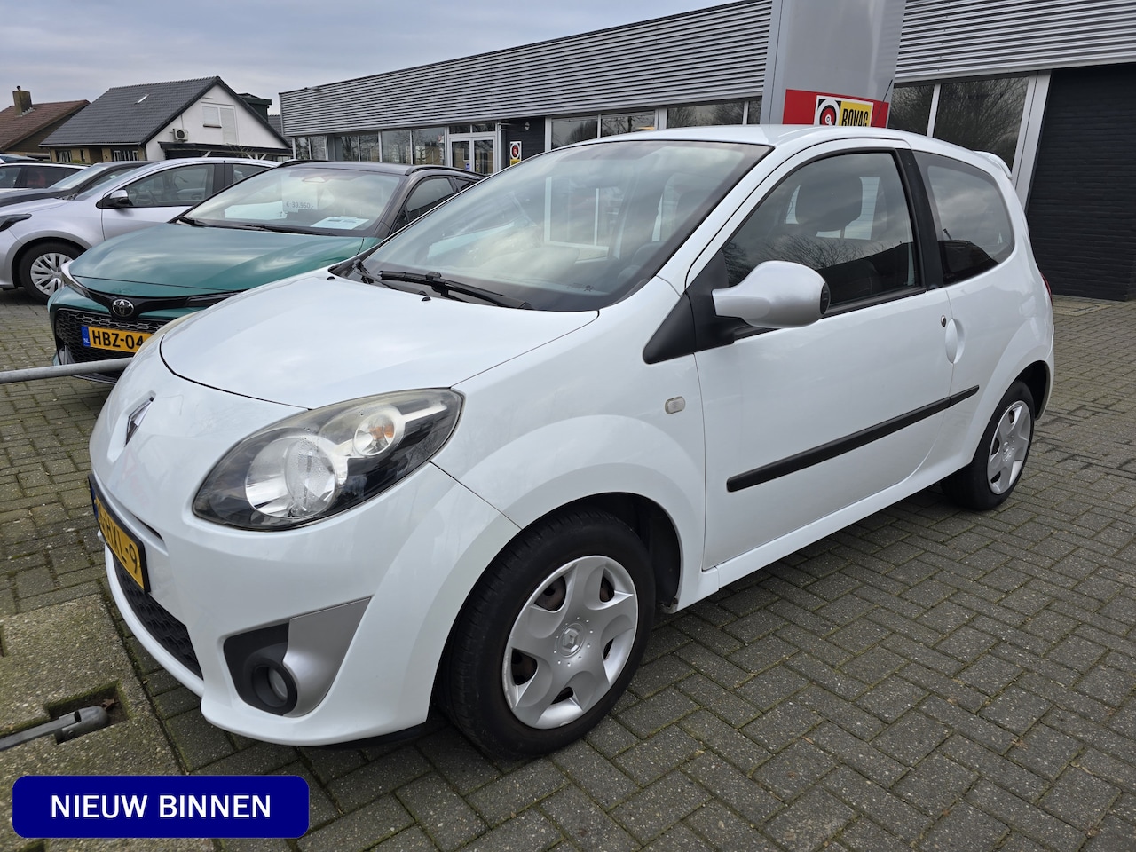 Renault Twingo - 1.2 Dynamique / Airco / Elektrische Ramen / NWE D-Riem - AutoWereld.nl