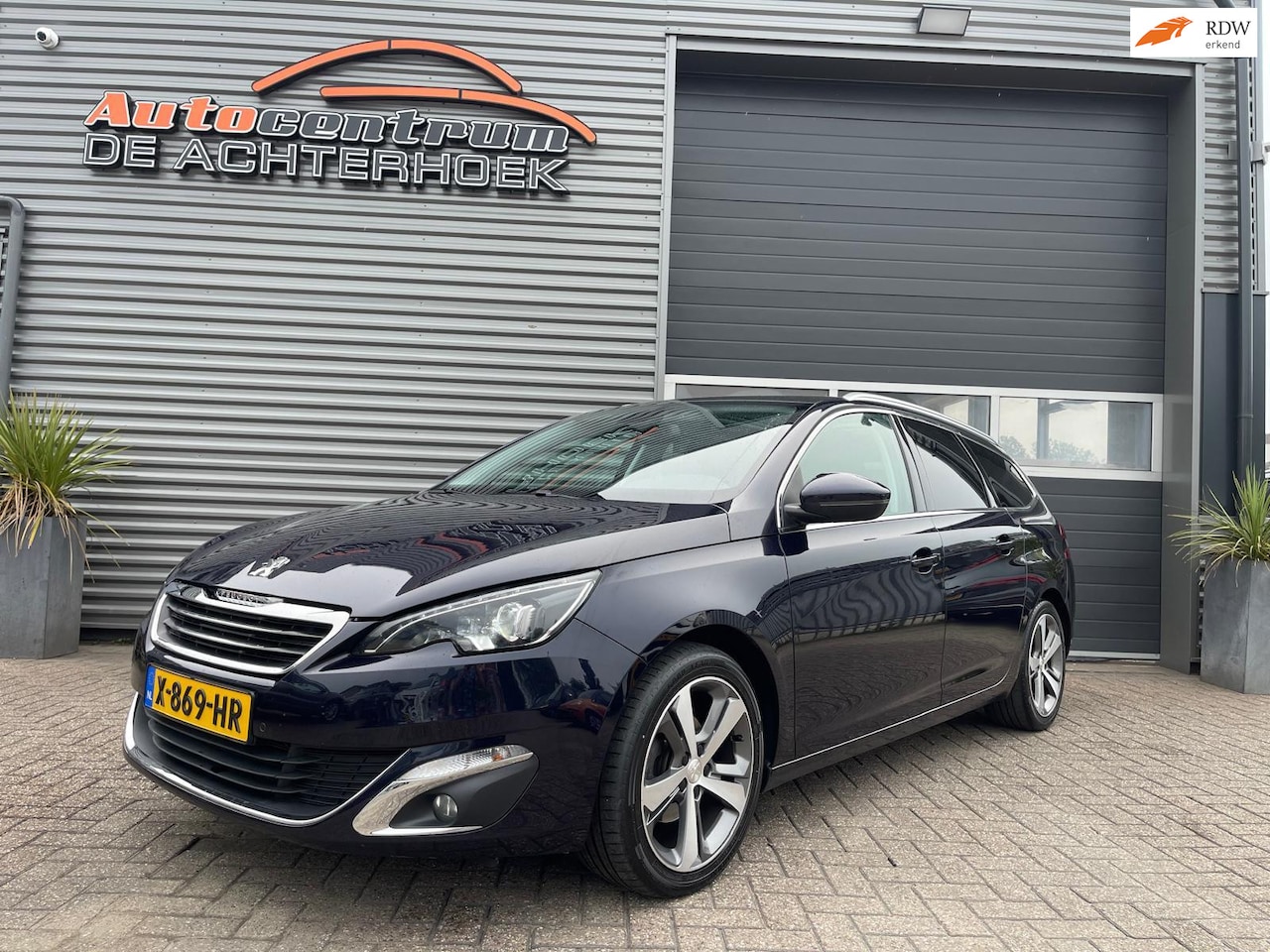 Peugeot 308 SW - 1.2 e-THP Première AUTOMAAT*Led*trekhaak!!! - AutoWereld.nl