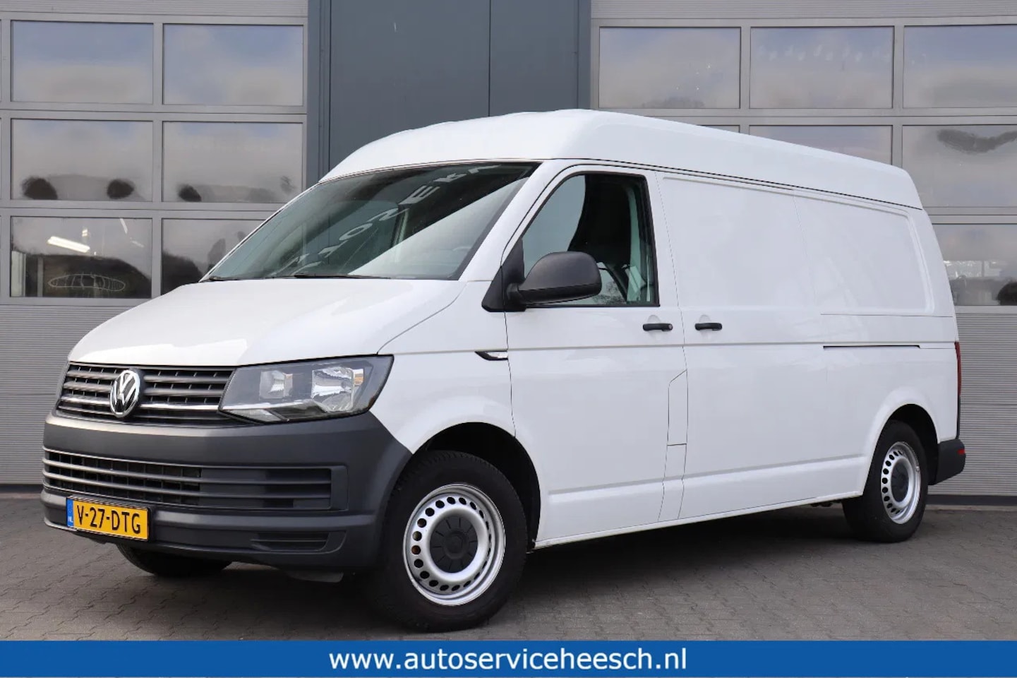 Volkswagen Transporter - 2.0 TDI 150PK L2H2 l AIRCO l 2X SCHUIFDEUR l HYDRAULIEK l SERVICEWAGEN - AutoWereld.nl