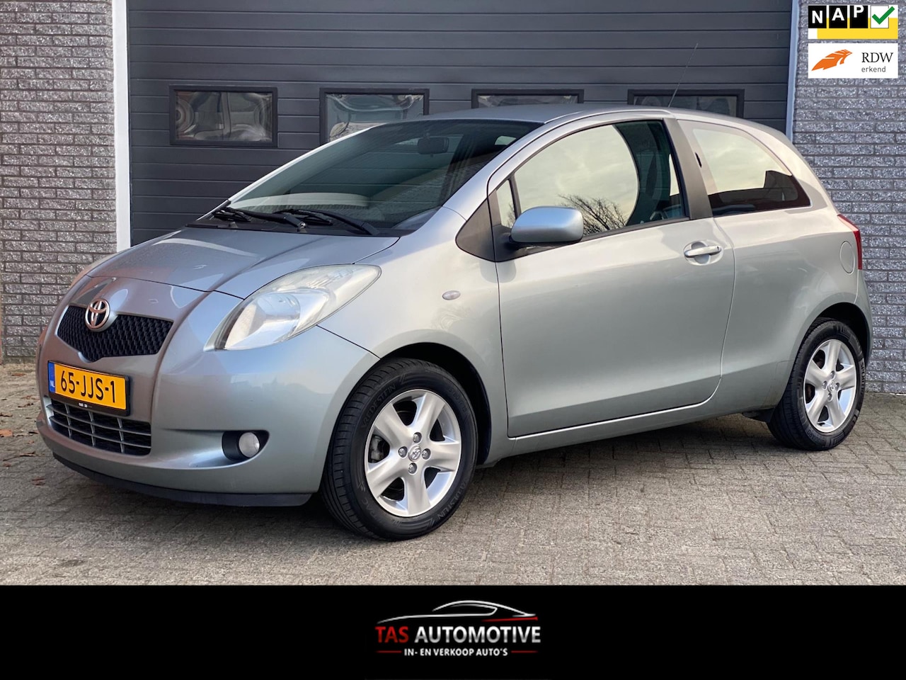 Toyota Yaris - 1.3 VVTi Luna CLIMA / LM.VELGEN / NAP / APK - AutoWereld.nl