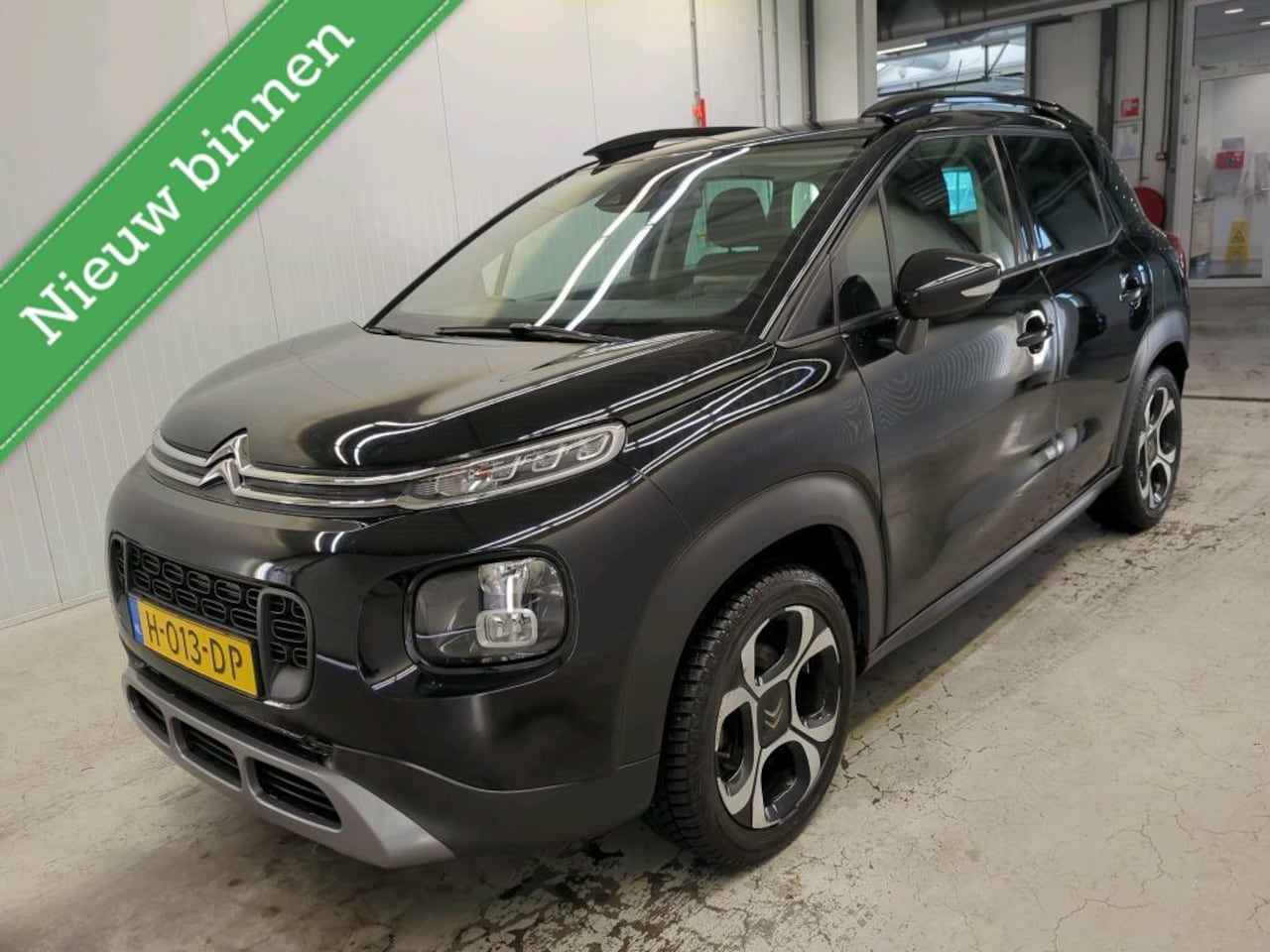 Citroën C3 Aircross - 1.2 S&S Business | Navigatie | Sensoren achter | - AutoWereld.nl