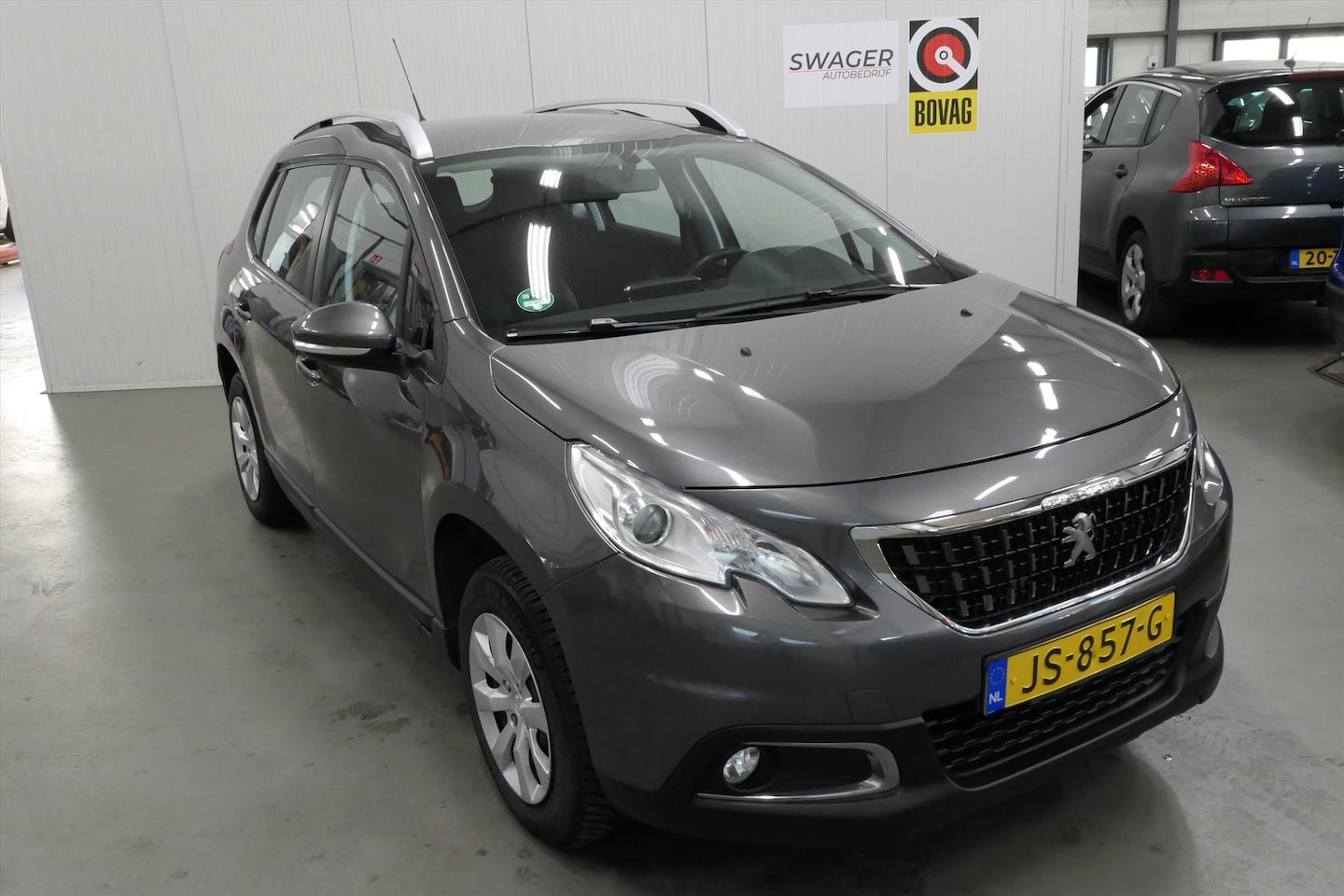 Peugeot 2008 - 1.2 PureTech Blue Lion 1.2 PureTech 82pk Blue Lion (Goed Onderhouden&Trekhaak) - AutoWereld.nl