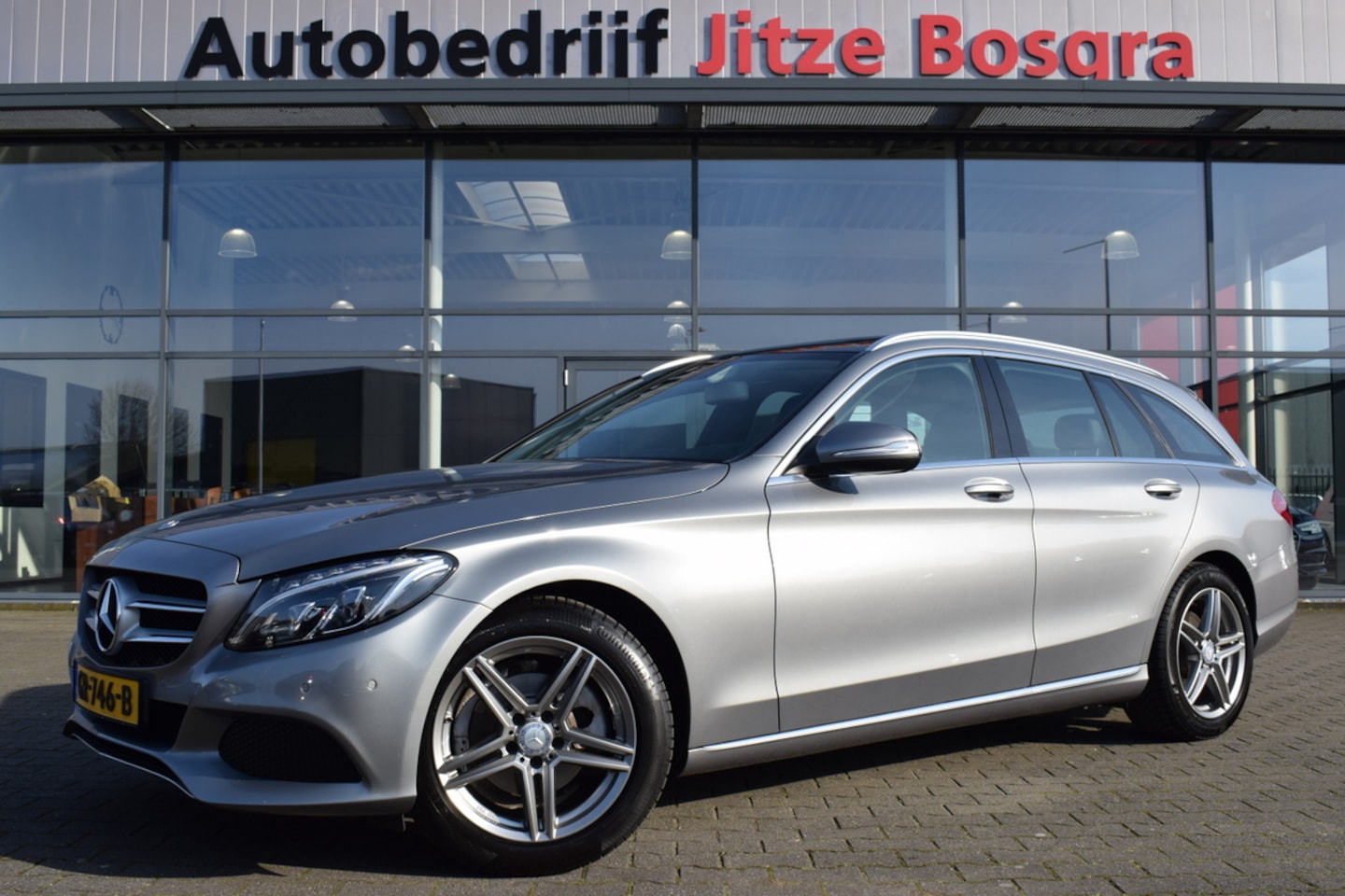 Mercedes-Benz C-klasse Estate - 180 Automaat Prestige Panoramadak | LED | Comand | Elek. Stoelen | Trekhaak | Sportstoelen - AutoWereld.nl