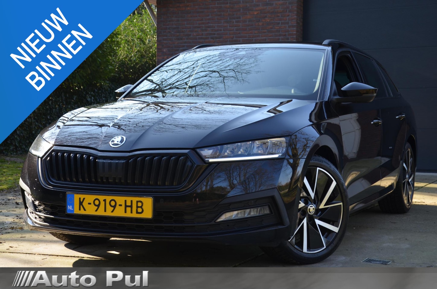 Skoda Octavia Combi - 1.0 e-TSI Sport Business Automaat/Navi/Pdc/Ecc/virtual dashboard/Apple Carplay/Android Aut - AutoWereld.nl