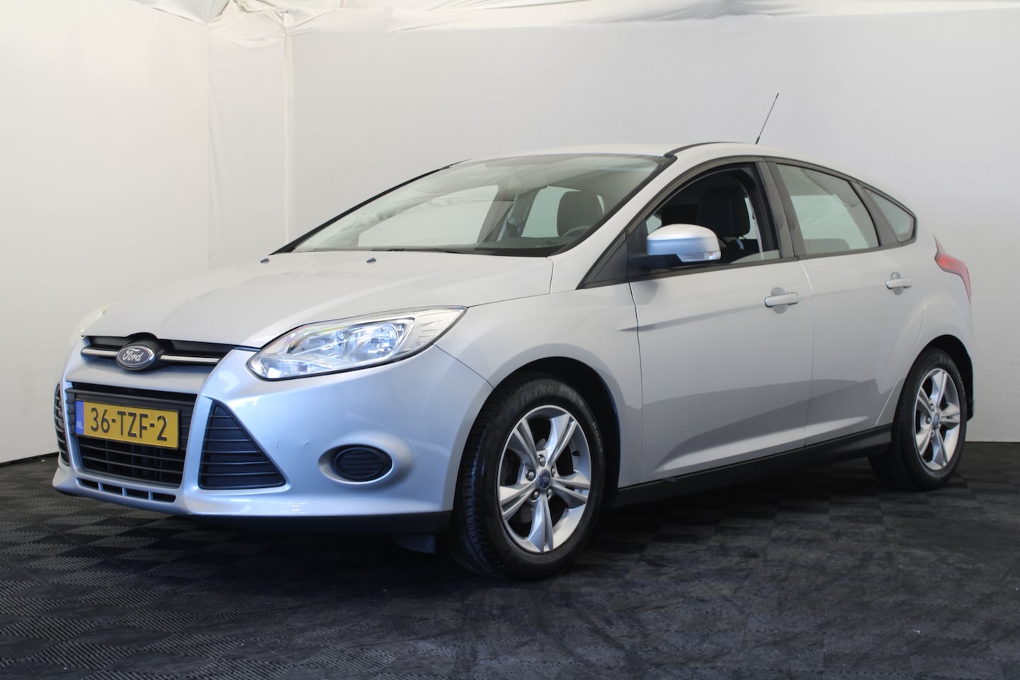 Ford Focus - 1.0 EcoBoost Lease Trend 1.0 EcoBoost Lease Trend - AutoWereld.nl