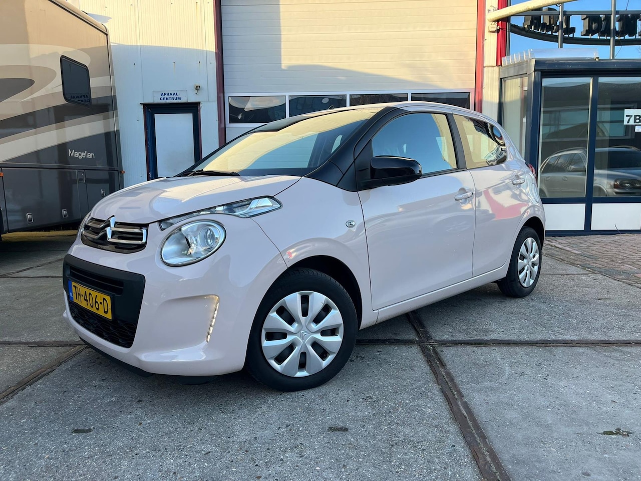 Citroën C1 - 1.0 VTi Feel 1 JAAR APK Garantie NL auto - AutoWereld.nl