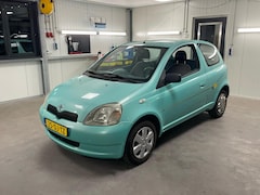 Toyota Yaris - 1.0-16V VVT-i Terra | NIEUWE APK