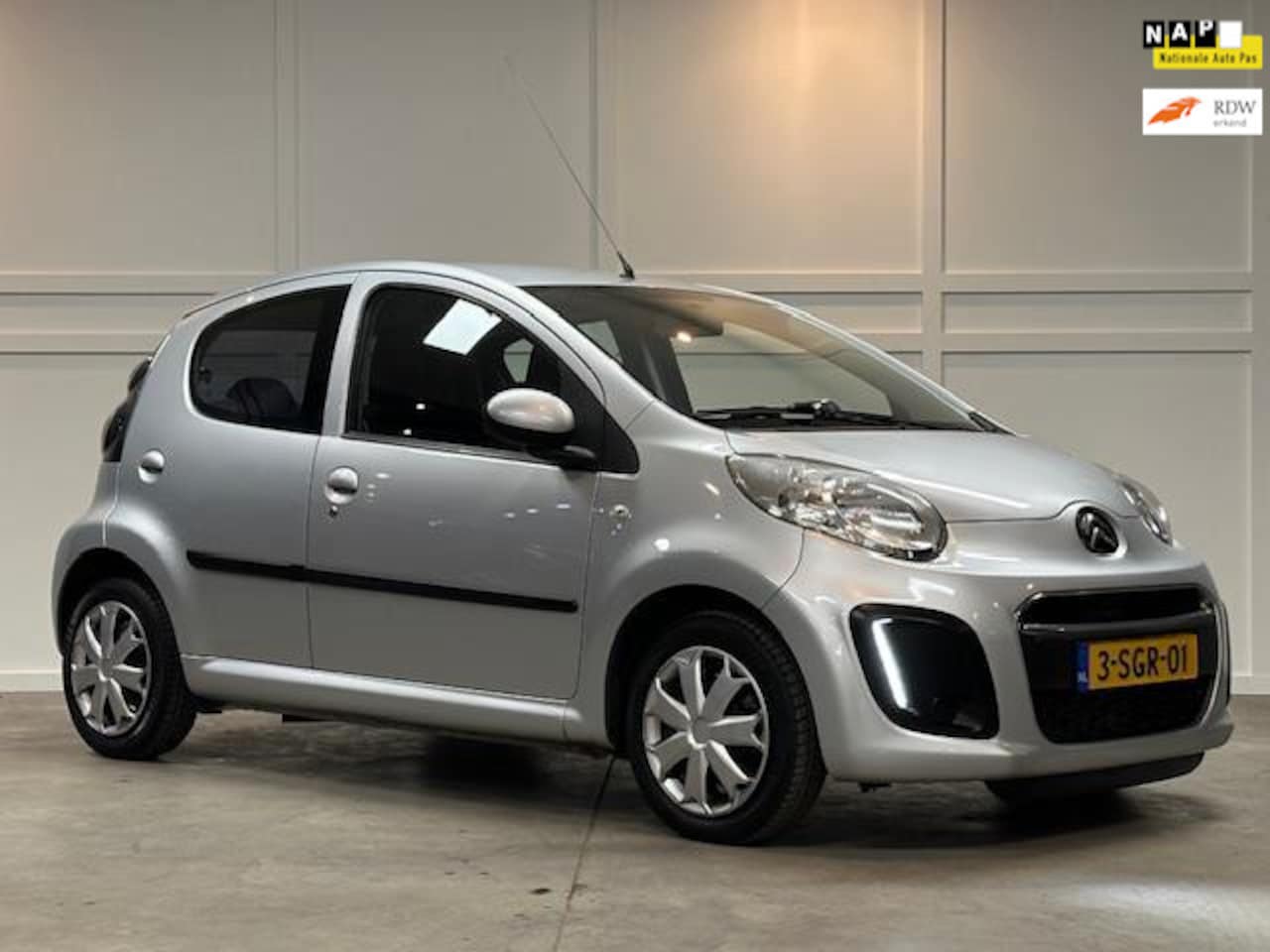 Citroën C1 - 1.0 Collection / Airco / 117.677 KM NaP / 2013 - AutoWereld.nl