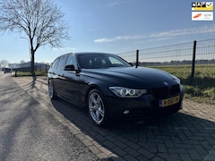 BMW 3-serie Touring - 320d High Executive, M-Pakket, Navigatie, Bluetooth, Harman Kardon, Stoelverwarming, Xenon