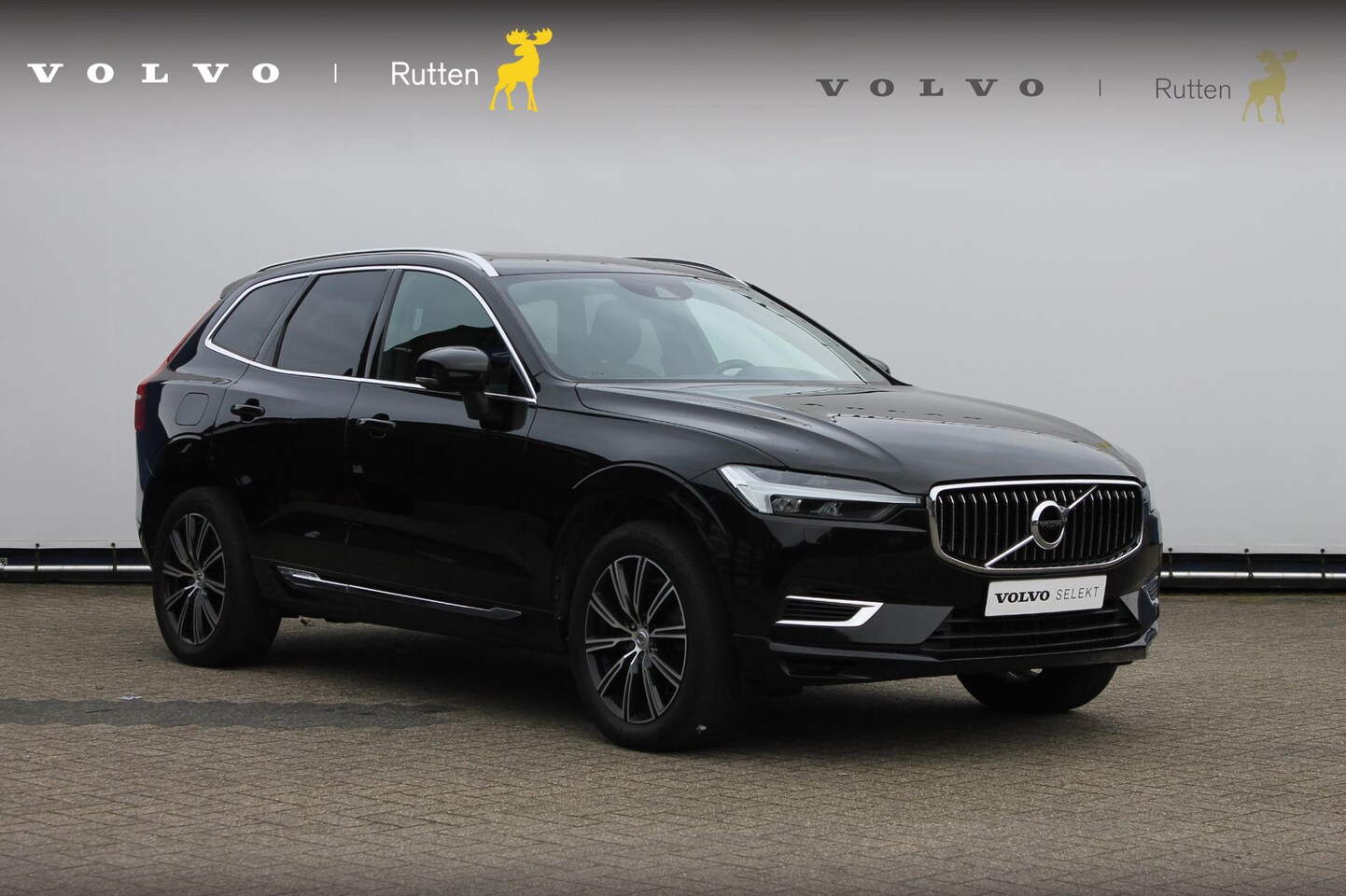 Volvo XC60 - T6 340pk Automaat Inscription Recharge Panoramisch schuif-kanteldak / Lederen bekleding / - AutoWereld.nl