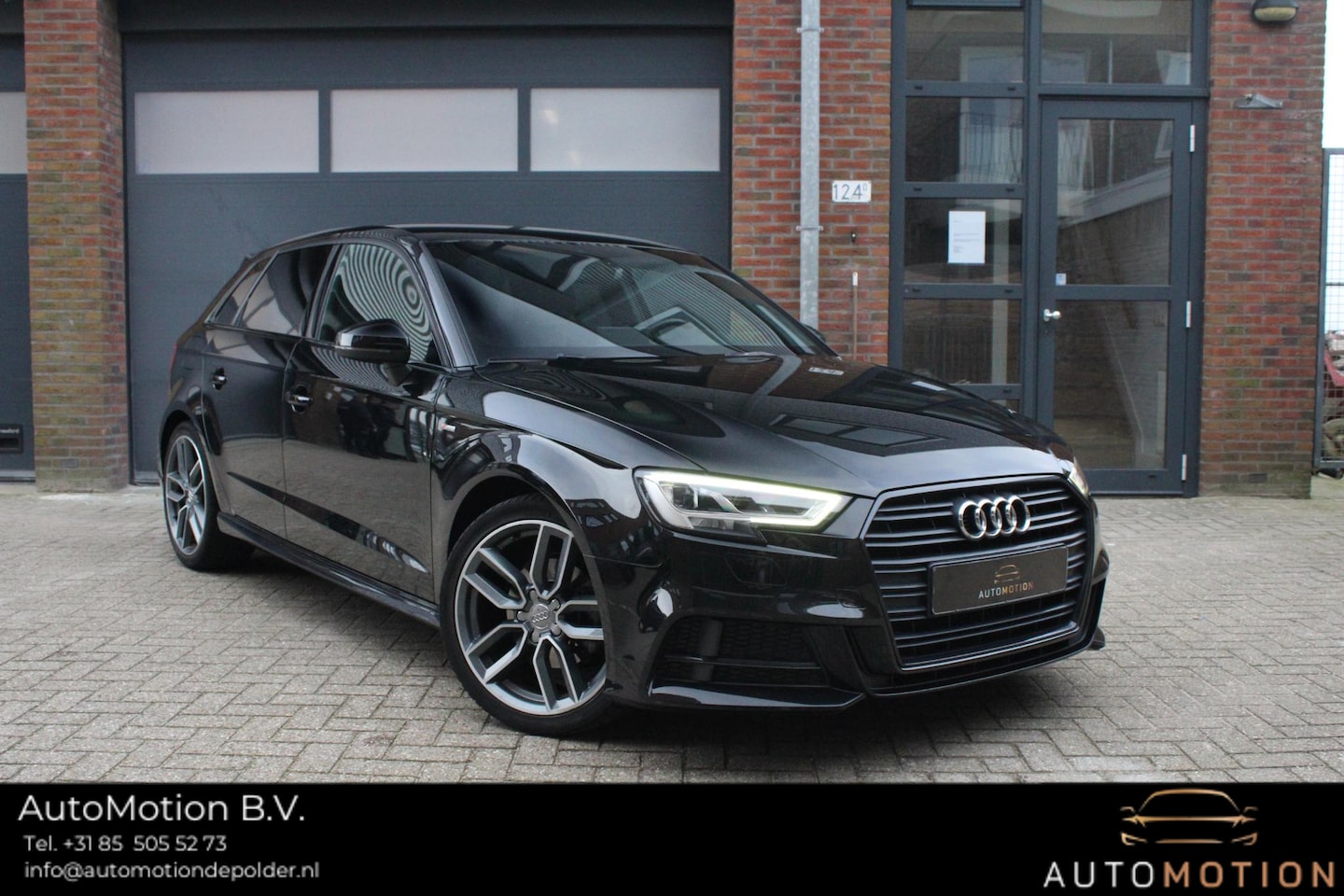 Audi A3 Sportback - 30 TFSI Sport S Line Edition 30 TFSI Sport S Line Edition - AutoWereld.nl