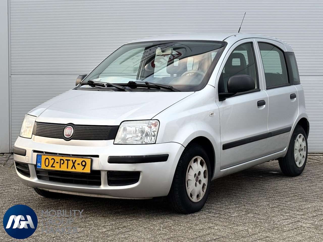 Fiat Panda - 1.2 Active I 5-Deurs I Lage KM-Stand I Hoge Instap I Stuurbekrachtiging - AutoWereld.nl