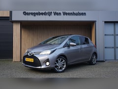 Toyota Yaris - 1.3 100pk 5Drs VVT-i Aspiration Pano.Dak Navi A-Camera Keyless 16inch LM Leder/Alcantara *