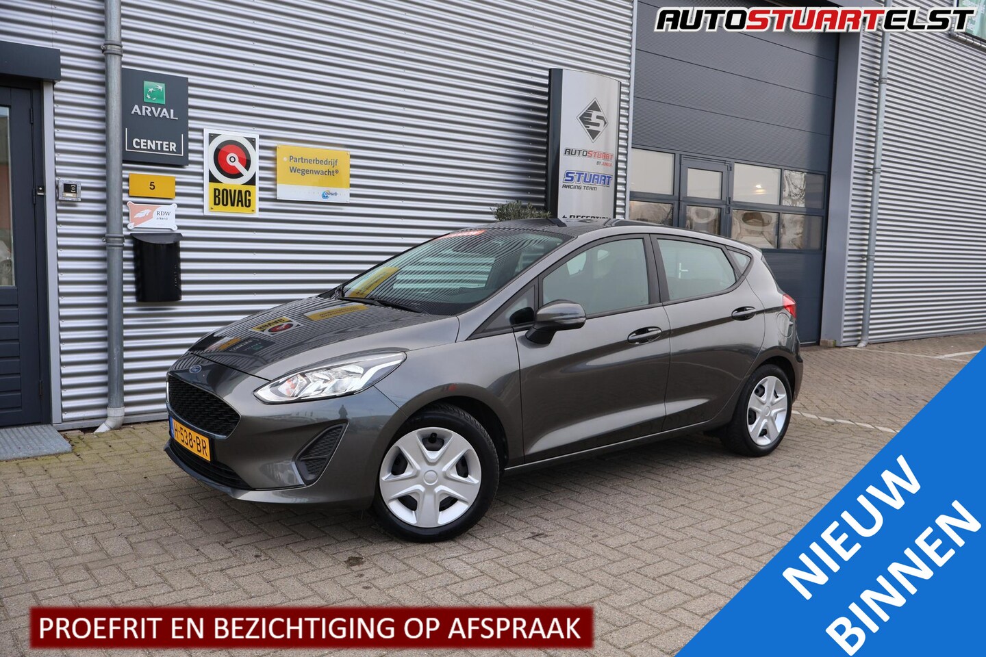 Ford Fiesta - 1.1 Trend Carplay | Metal Gray | Volledig Onderhoud | 1e eigenaar - AutoWereld.nl