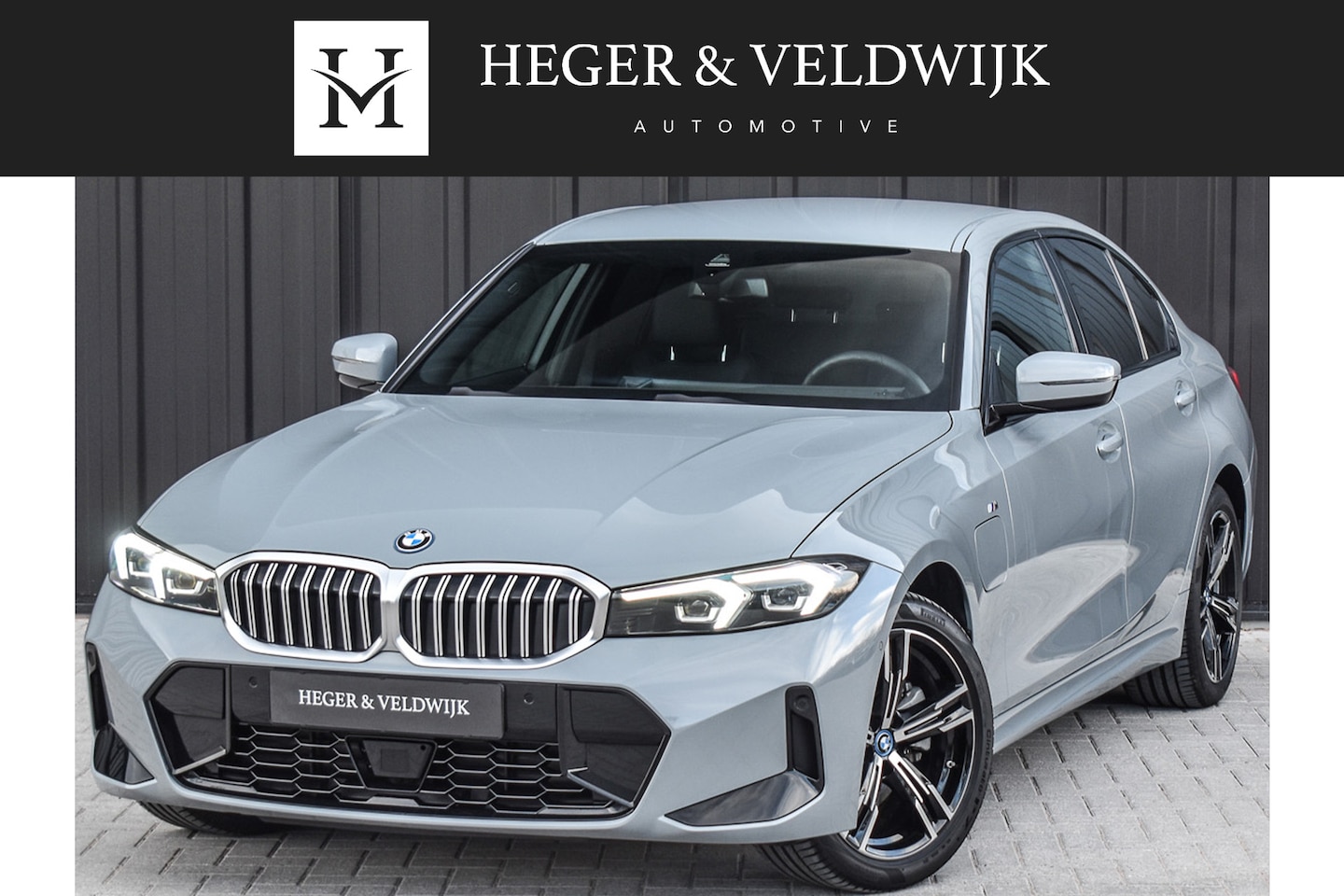 BMW 3-serie - 330e xDrive M-SPORT | ELEKTR. VERST. STOELEN | ACTIVE CRUISE CONTROL | HARMAN KARDON | AMB - AutoWereld.nl