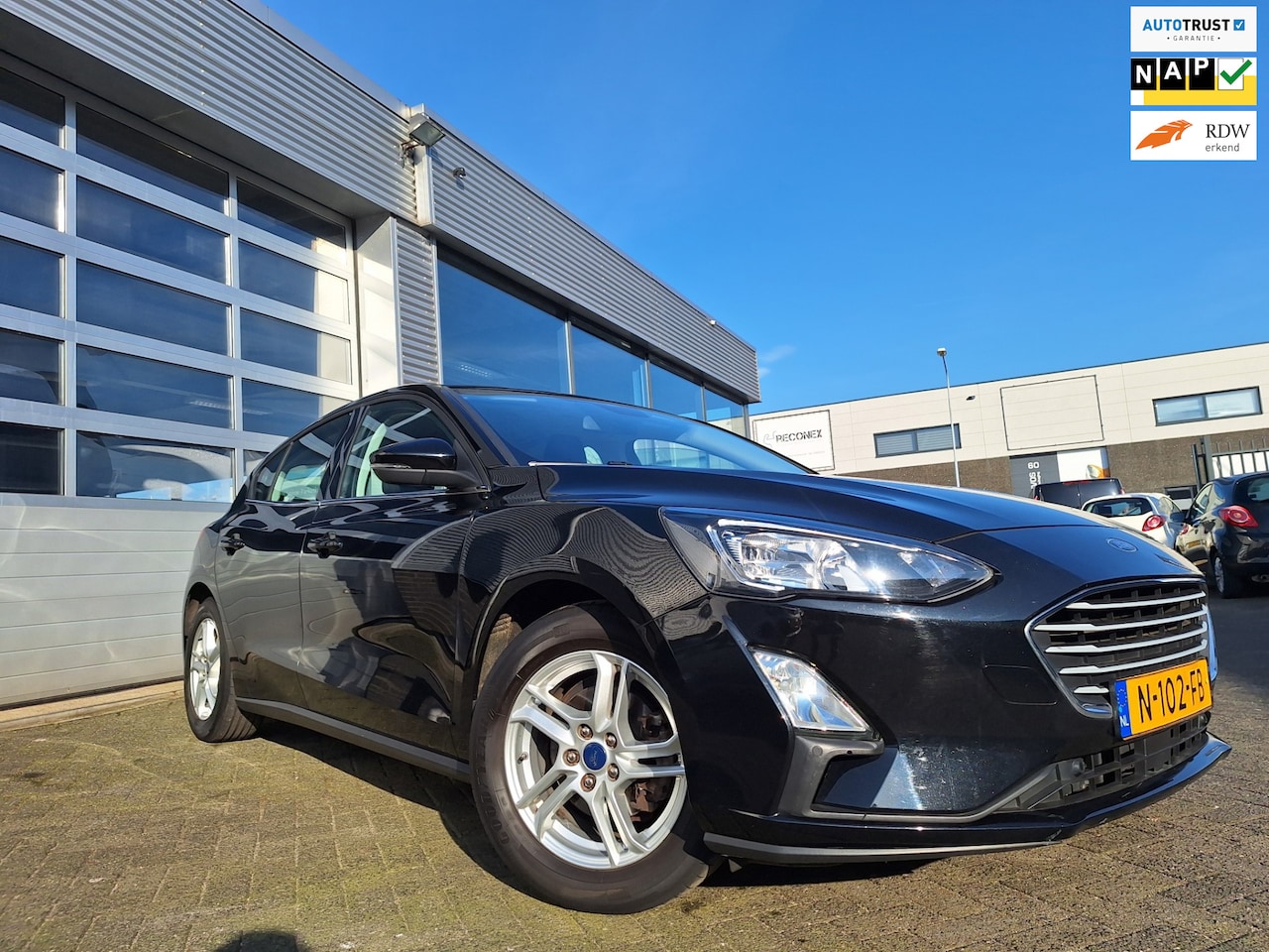 Ford Focus - 1.0 EcoBoost Hybrid Trend Edition Business Navigatie*Camera*Cruise*Pdc*Enz* - AutoWereld.nl