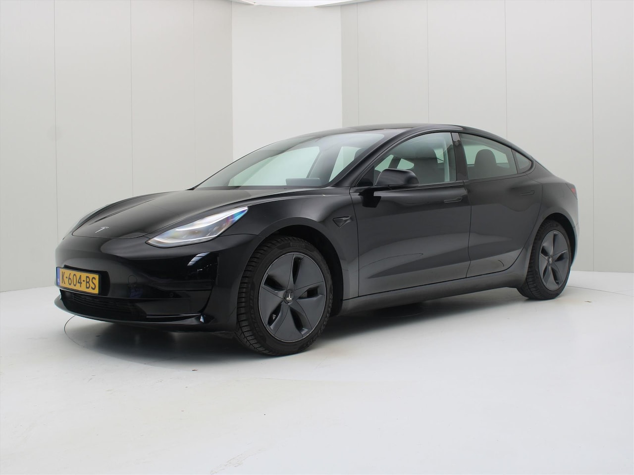 Tesla Model 3 - Standard RWD Plus [ FACELIFT+AUTOPILOT+60 kWh+PREMIUM AUDIO ] - AutoWereld.nl