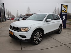 Volkswagen Tiguan - 1.4 TSI 150pk Comf. Business DSG, Carplay/Camera, winter pakket, trekhaak Aanbieding