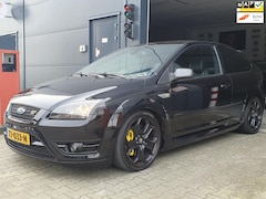 Ford Focus - 2.5-20V ST - 300+ PK / CARPLAY / RECARO LEDER / STOELVERW. / VOORRUIT VERW. / DISTRIB. VER