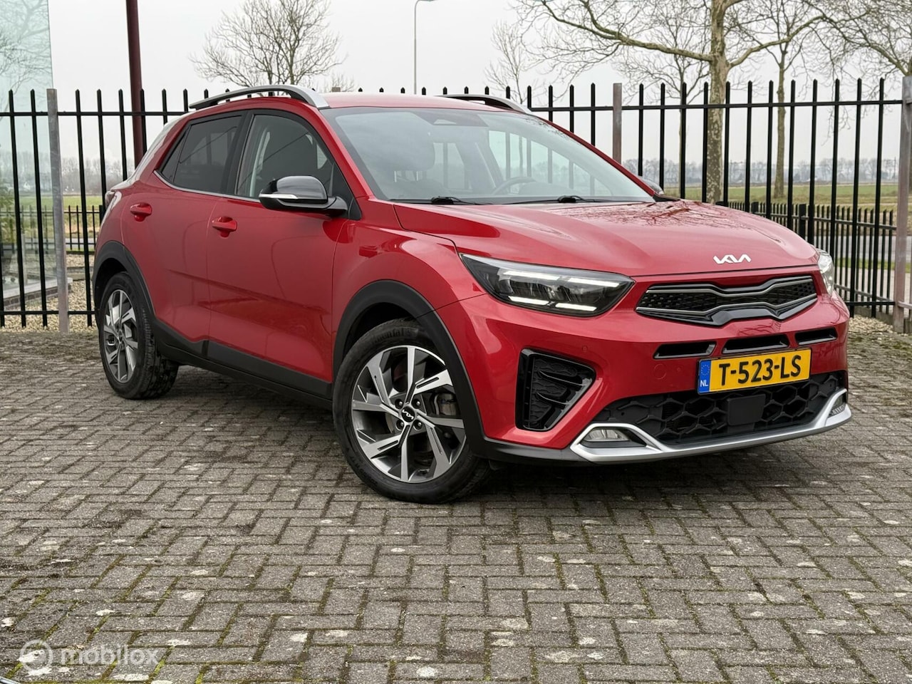 Kia Stonic - 1.0 T-GDi MHEV GT-Line | Bom Vol | Rij klaar - AutoWereld.nl