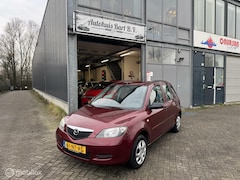 Mazda 2 - 2 1.4 Dynamic Airco Trekhaak Nieuwe APK NAP Logisch