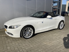 BMW Z4 Roadster - sDrive23i Stoelverwarming | Dealer onderhouden | Windscherm | Navigatie | Blue Tooth