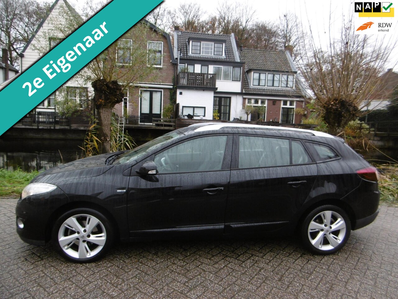 Renault Mégane Estate - 1.2 TCe Bose 116pk 2e eig. Clima Navi Trekhaak 1500kg - AutoWereld.nl