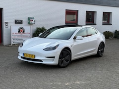 Tesla Model 3 - Standard Plus RWD/ LFP accu/ Parelmoer wit/ Camera achter/ Lederen bekleding/ Stoelverwarm